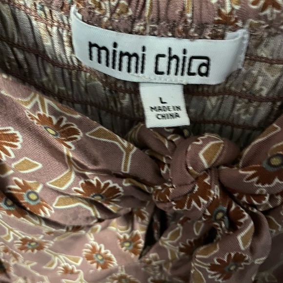 Chic Patterned Dress - Picture 3 of 5